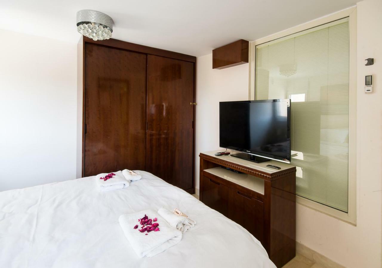 Ha-Aliya Sea View Apartman Naharija Kültér fotó