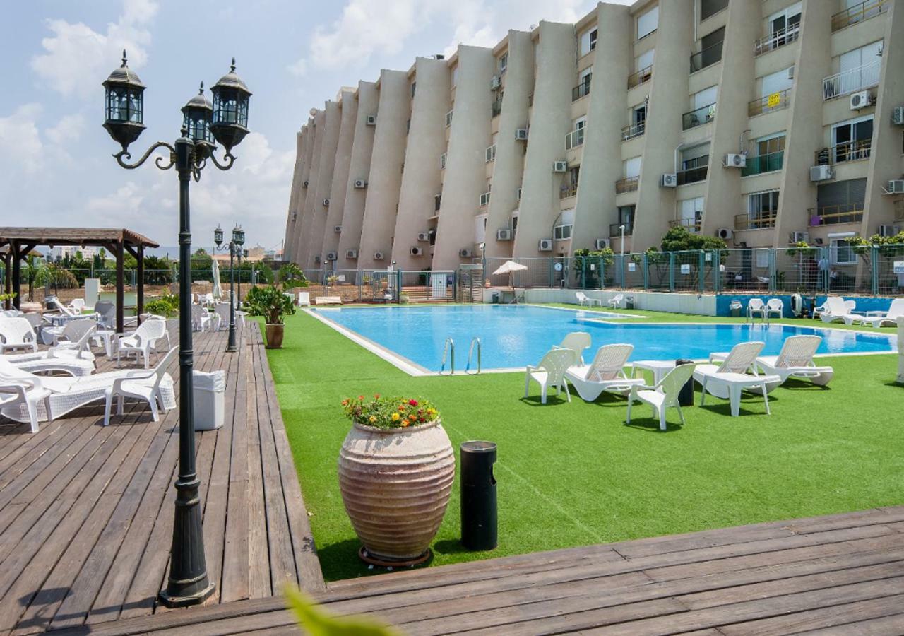 Ha-Aliya Sea View Apartman Naharija Kültér fotó